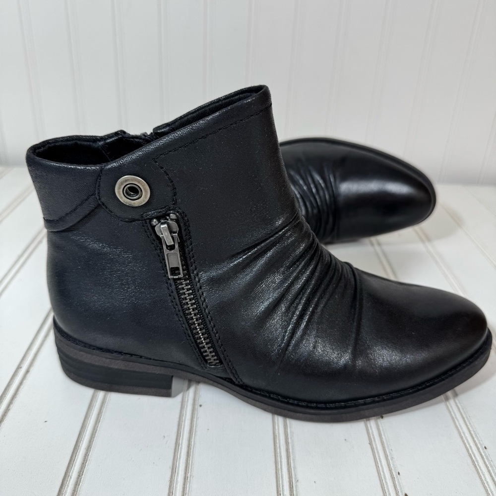 Bear Traps Anila Ankle Boots‎ Women's 7.5M Black Side Zip Moto Ruched
